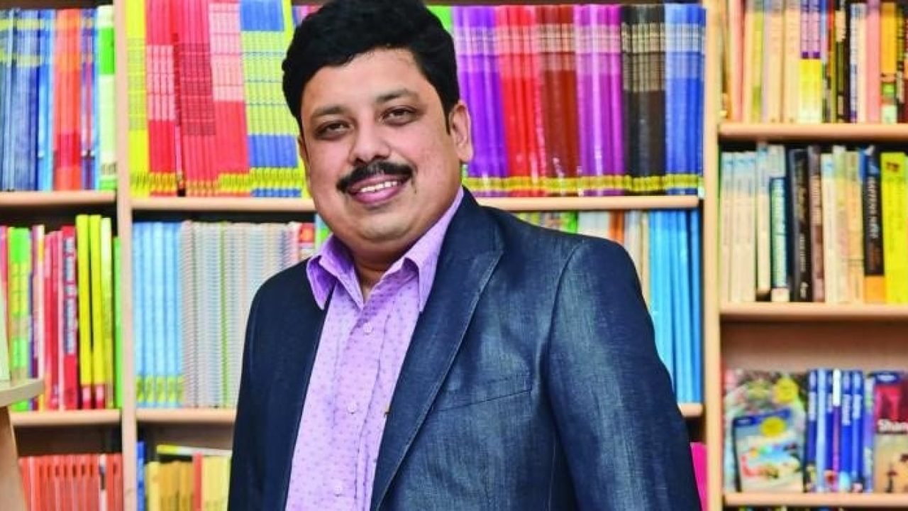 ആനന്ദ് നീലകണ്ഠന്‍, anand neelakandan, anand neelakandan books, anand neelakanda novels