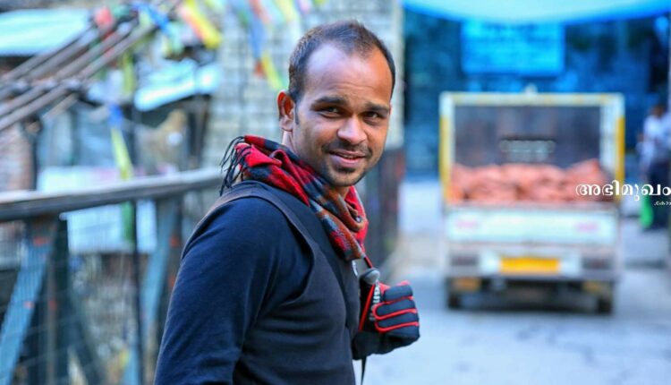 Shelbin Digo, nature photographer, bird photographer, wild photographer, keralam, bird watching