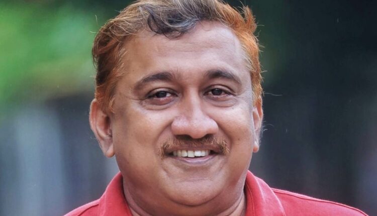 സിനിമയിലെ എച്ച് ആർ പ്രൊഫഷണൽ; രാജേഷ് ബാബുവിൻ്റെ വേറിട്ട സംഗീത ജീവിതം, film interviews, cinema interviews, movie interviews, celebrity interviews, malayalam cinema interviews, abhimukham, abhimukham.com, cinema abhimukham, film abhimukham, cinema abhimukham